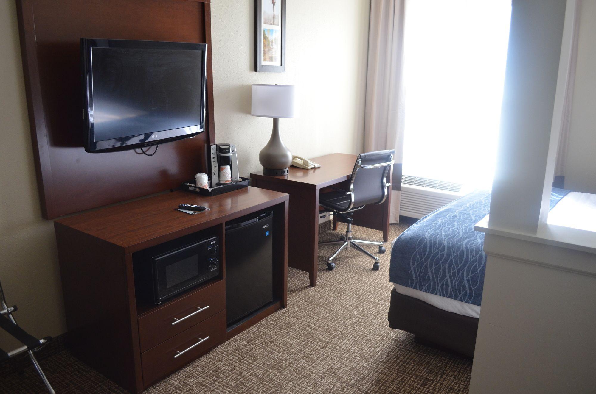 Comfort Inn & Suites Junction City - Near Fort Riley Exteriér fotografie