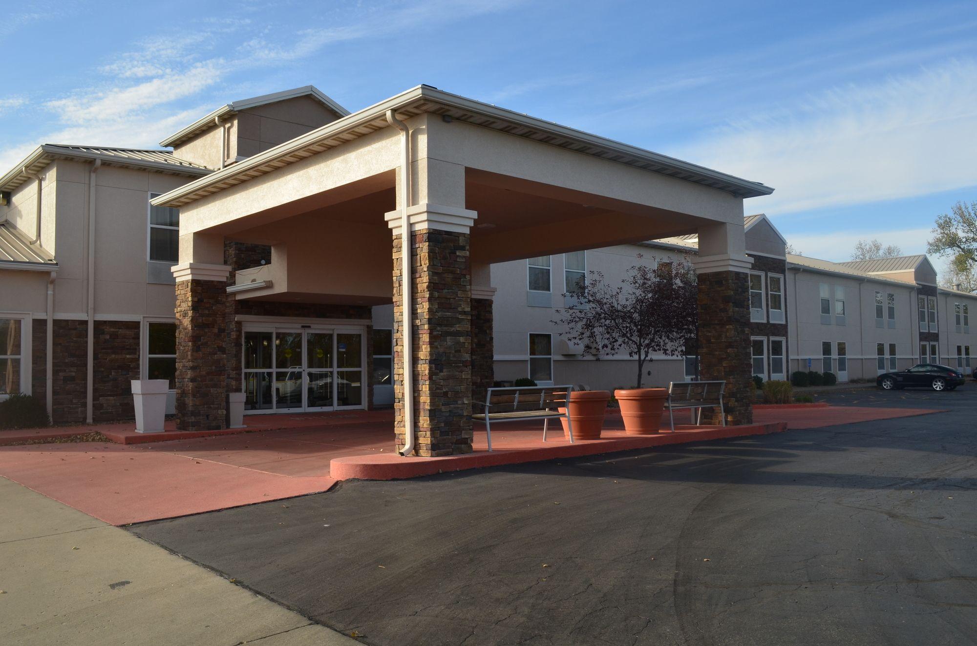Comfort Inn & Suites Junction City - Near Fort Riley Exteriér fotografie
