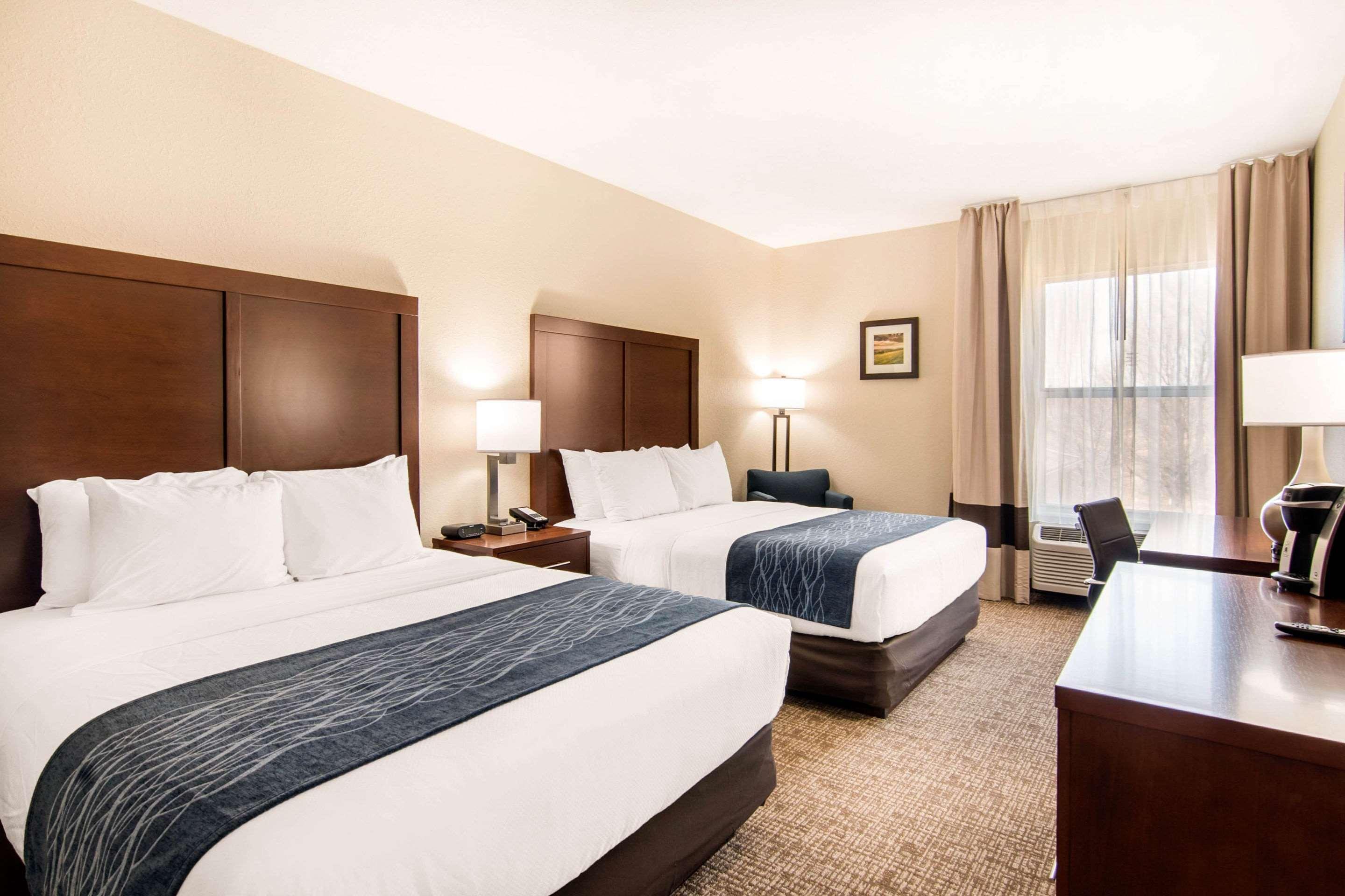Comfort Inn & Suites Junction City - Near Fort Riley Exteriér fotografie