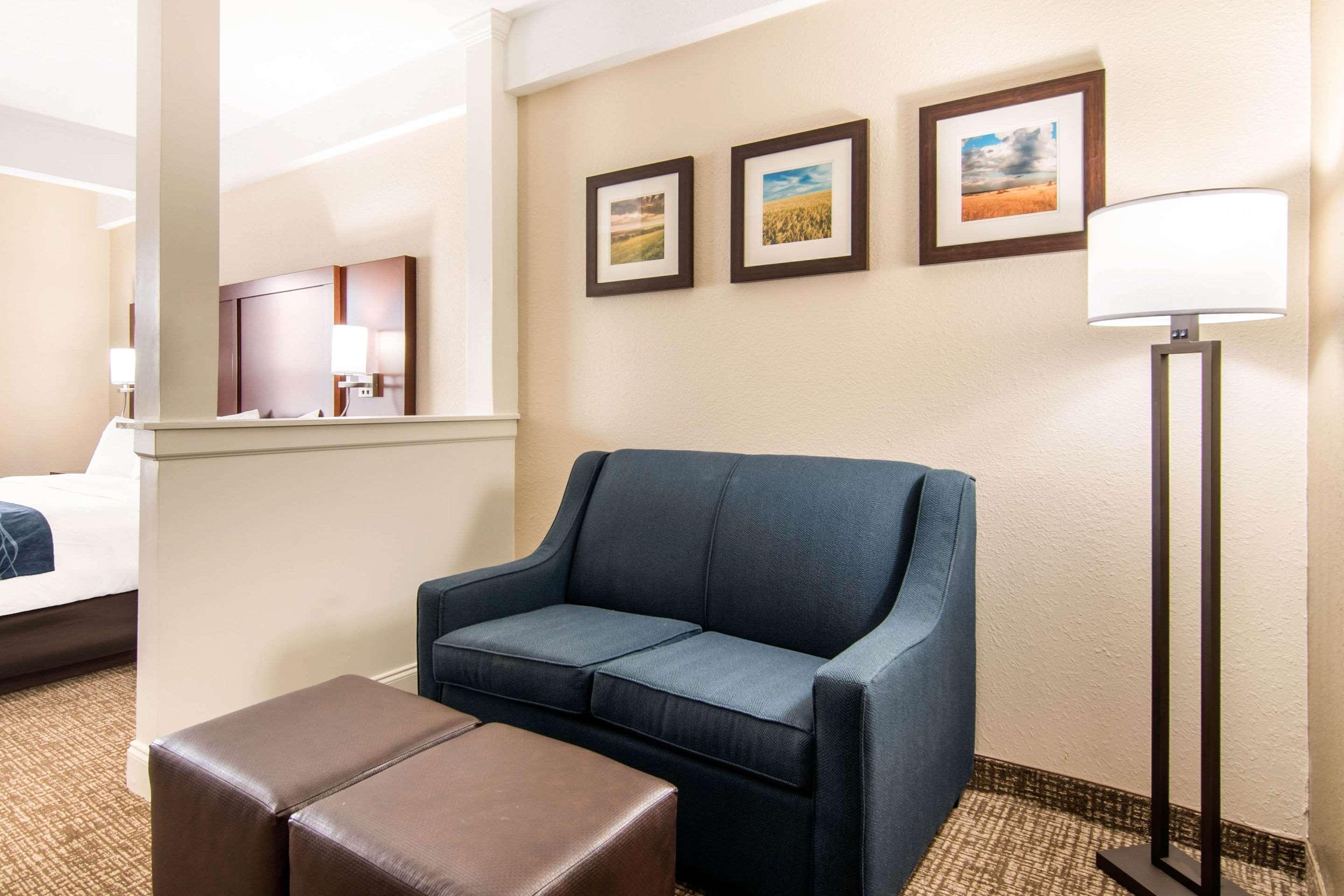Comfort Inn & Suites Junction City - Near Fort Riley Exteriér fotografie