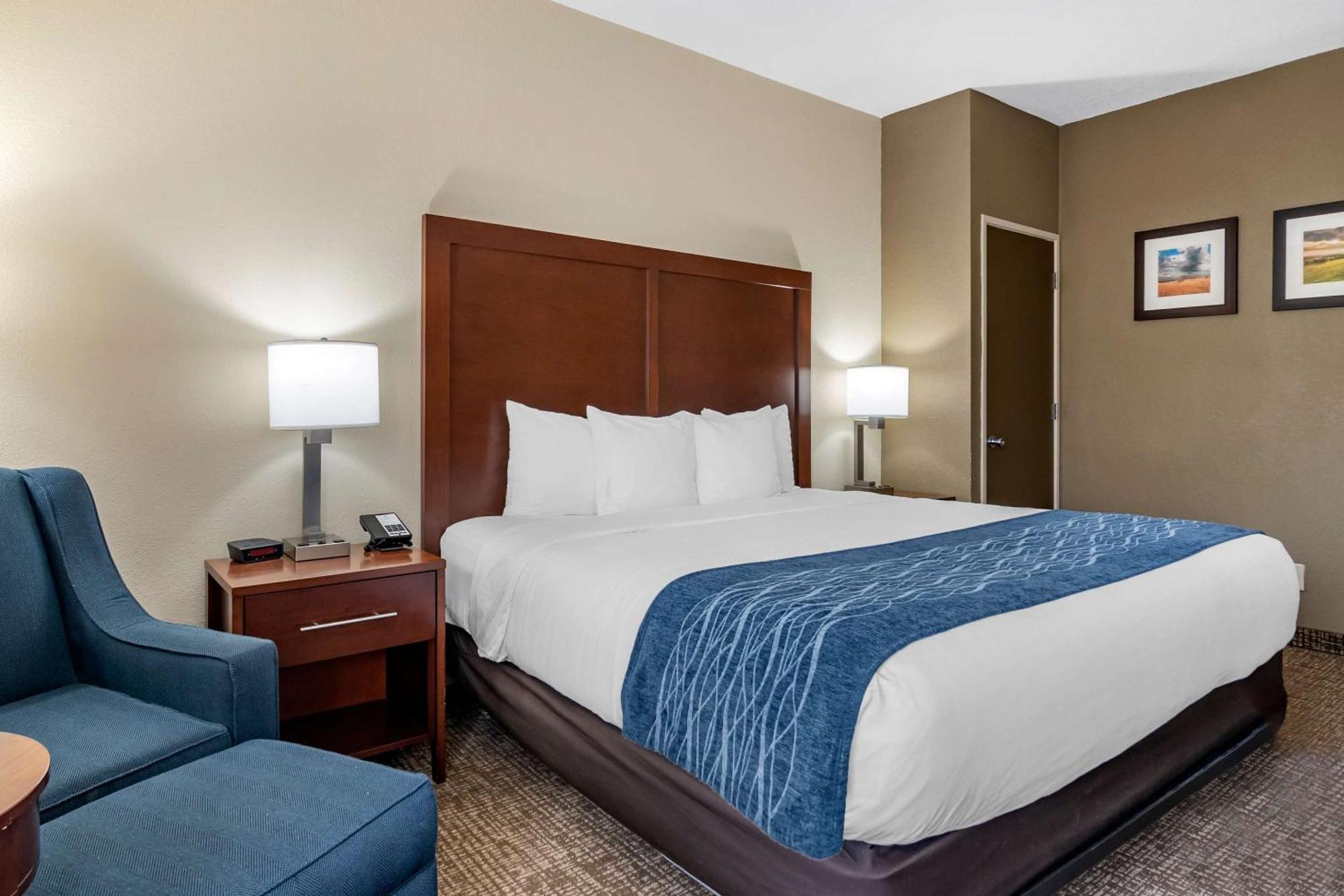 Comfort Inn & Suites Junction City - Near Fort Riley Exteriér fotografie