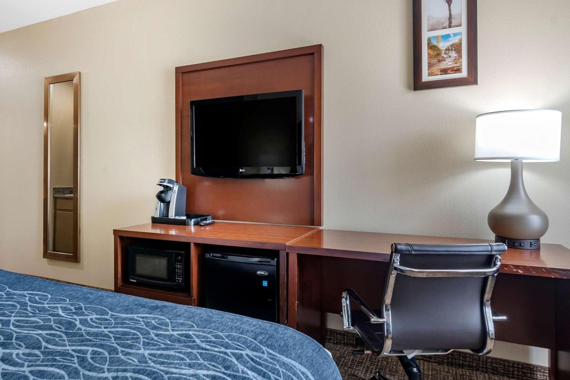 Comfort Inn & Suites Junction City - Near Fort Riley Exteriér fotografie