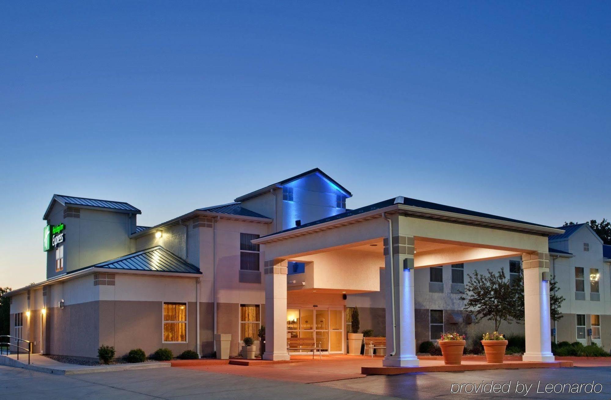 Comfort Inn & Suites Junction City - Near Fort Riley Exteriér fotografie
